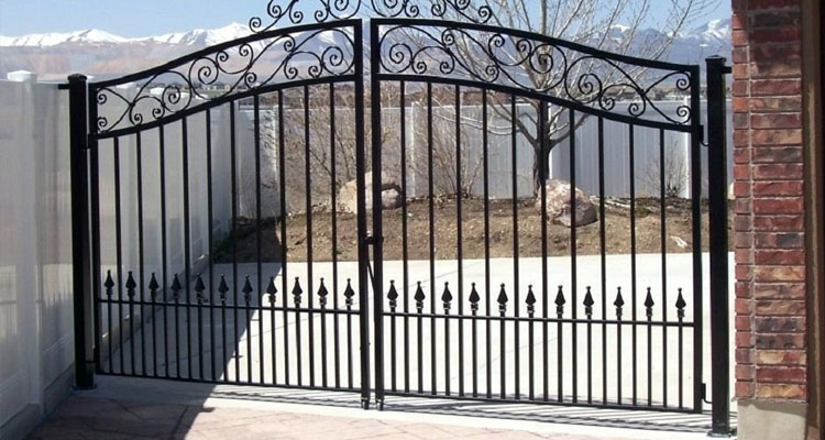 Electric Driveway Gate Installation in Commerce